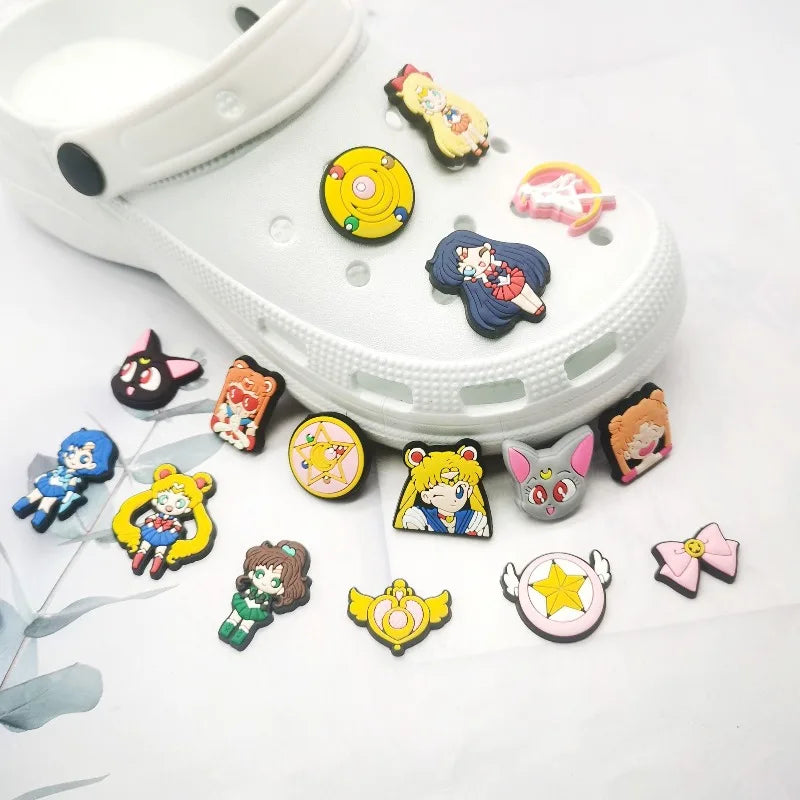 Sailor Moon cartoon cute Tsukino Usagi girl holes shoes flower fashion personality trendy decoration DIY detachable accessories