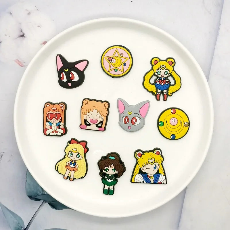 Sailor Moon cartoon cute Tsukino Usagi girl holes shoes flower fashion personality trendy decoration DIY detachable accessories